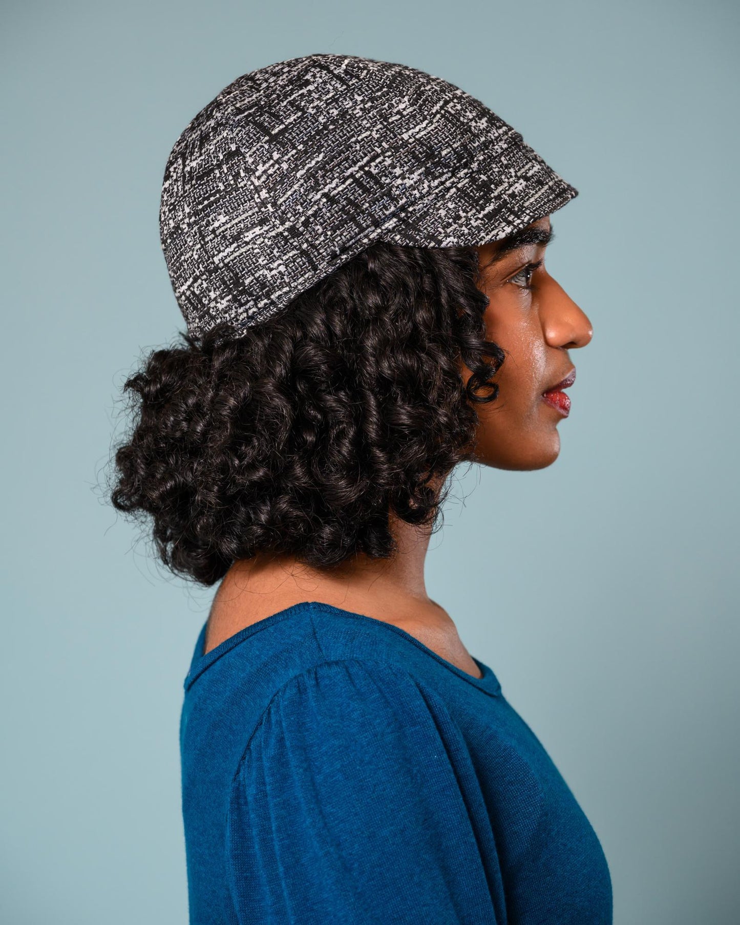 Squasht Reversible Bella Hat in Black and White Sketch Silk Tweed