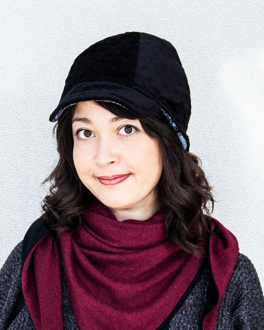 Squasht Reversible Triangle Scarf in Soft Modal Sweater Knit - Burgundy and Black