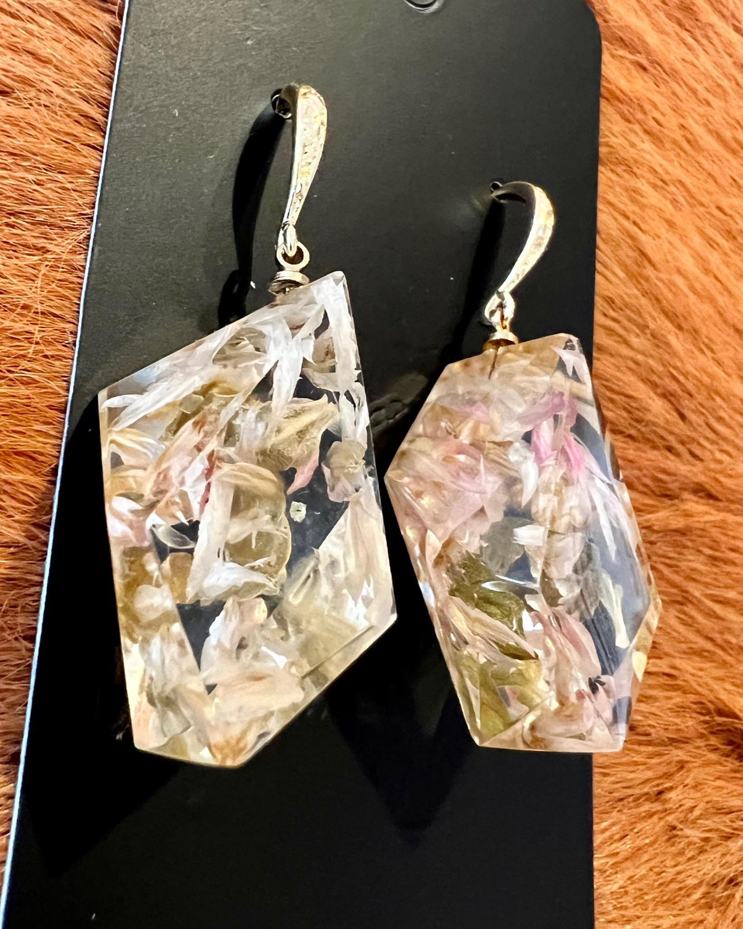 Pajaro Negro Large Cream Floral "Crystal" Earrings 18 kt Gold Fill