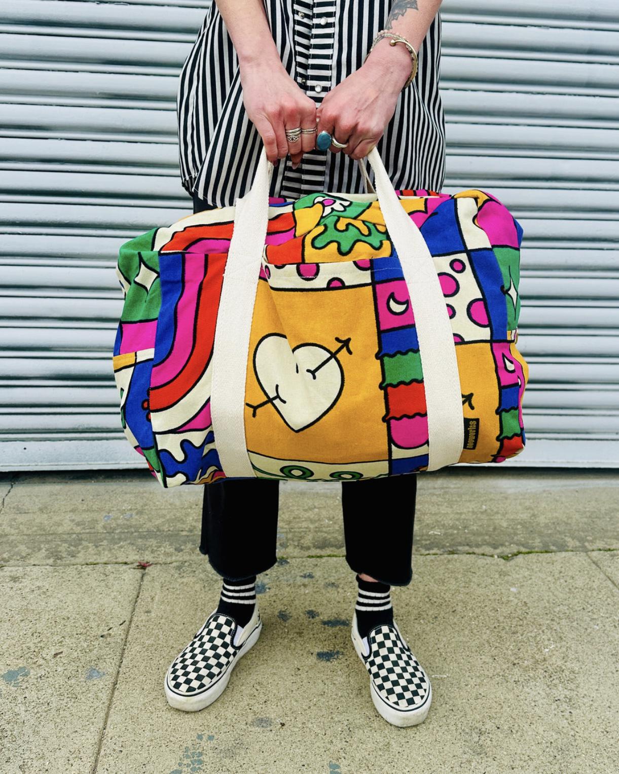 Nooworks Weekender Bag - Wormiverse