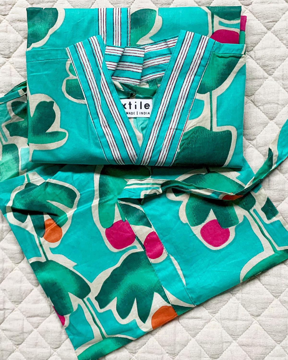 Txtile Lightweight Cotton Robe - Cactus Blooms Print