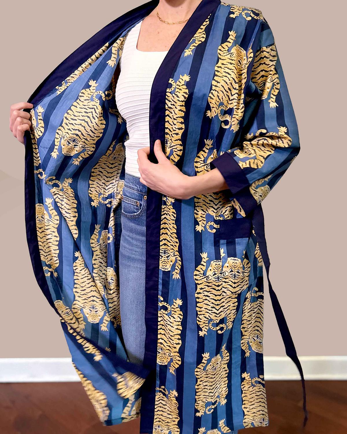 Txtile Lightweight Cotton Robe - Blue Tiger Print