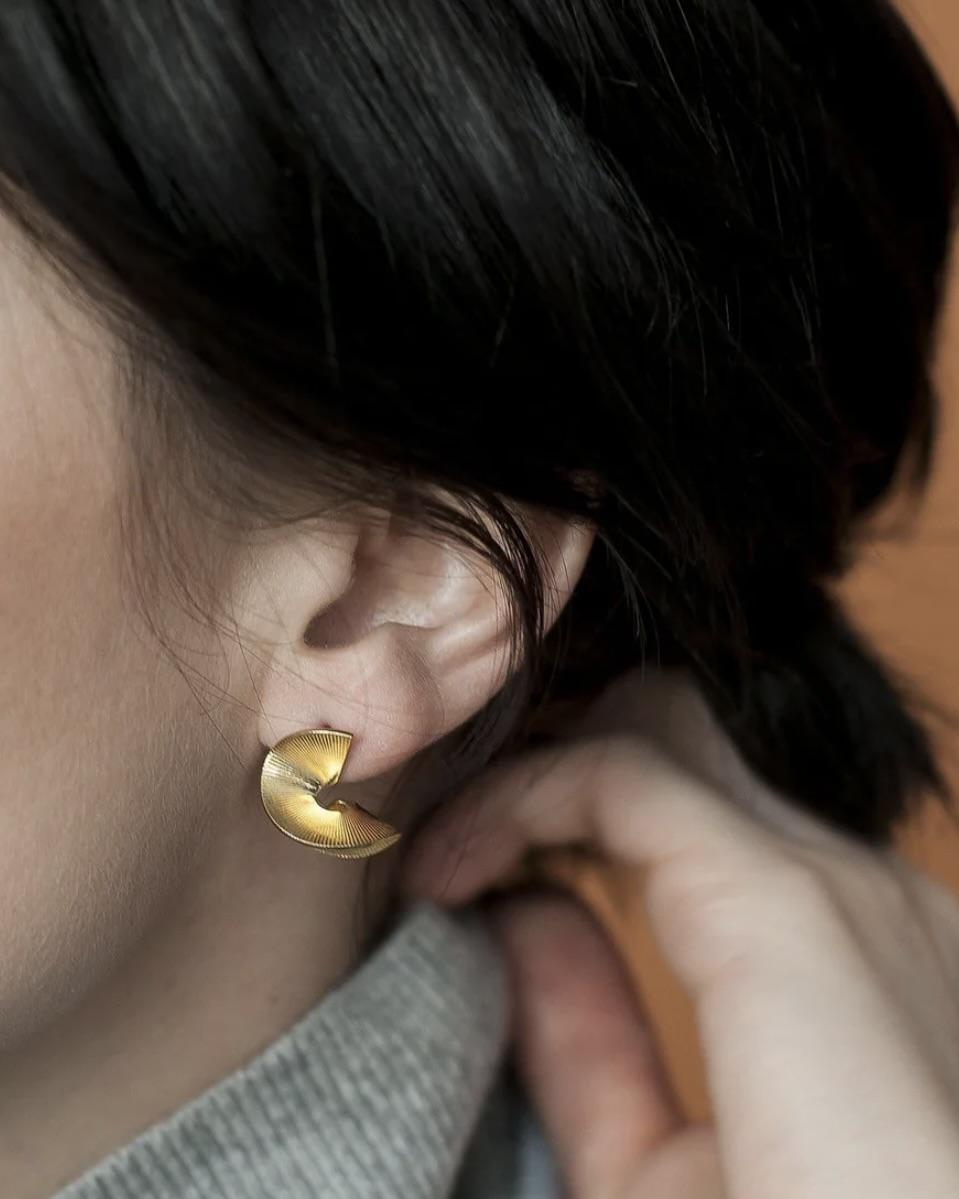Michelle Starbuck Ribbon Studs