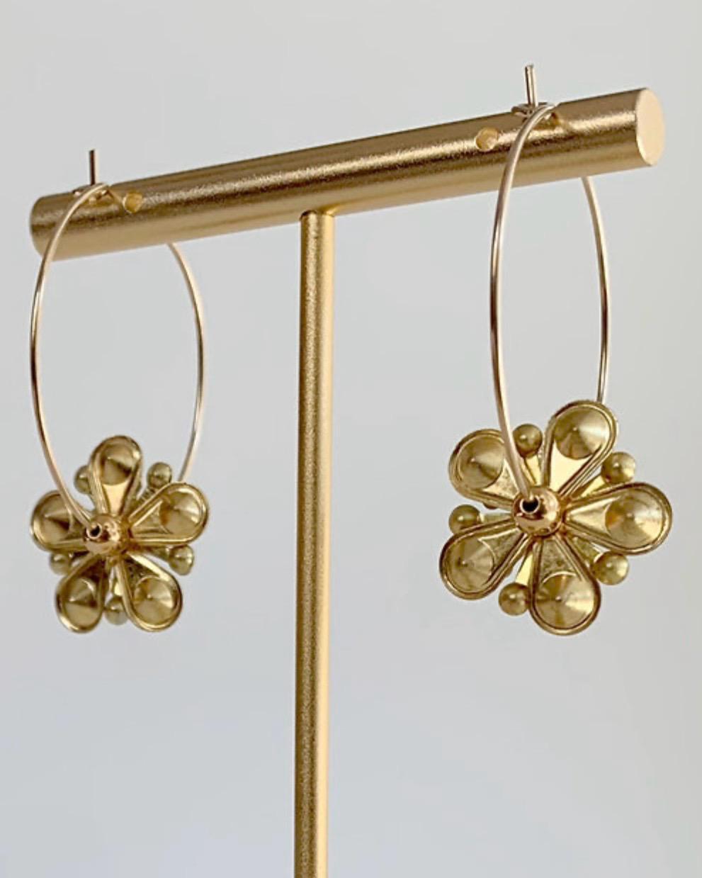caliLOVESchi 14k Gold Hoops - Yellow Daisy