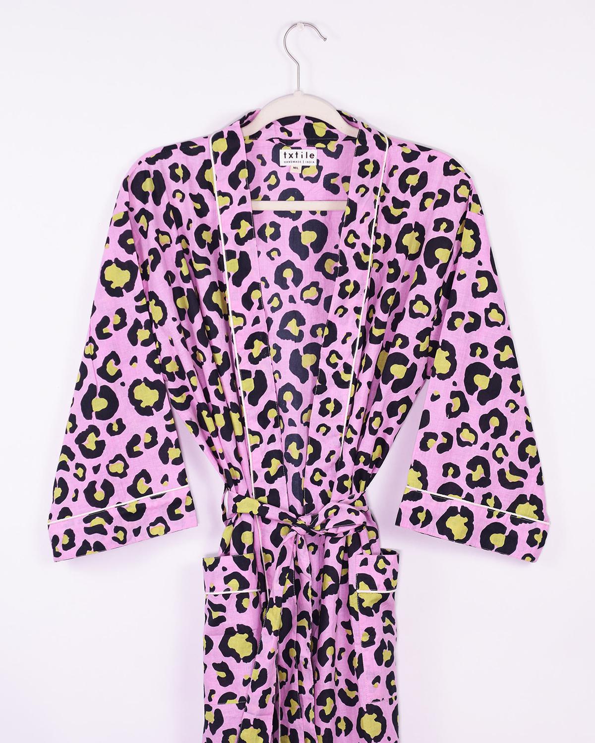 Txtile Lightweight Cotton Robe - Pink Leopard Print