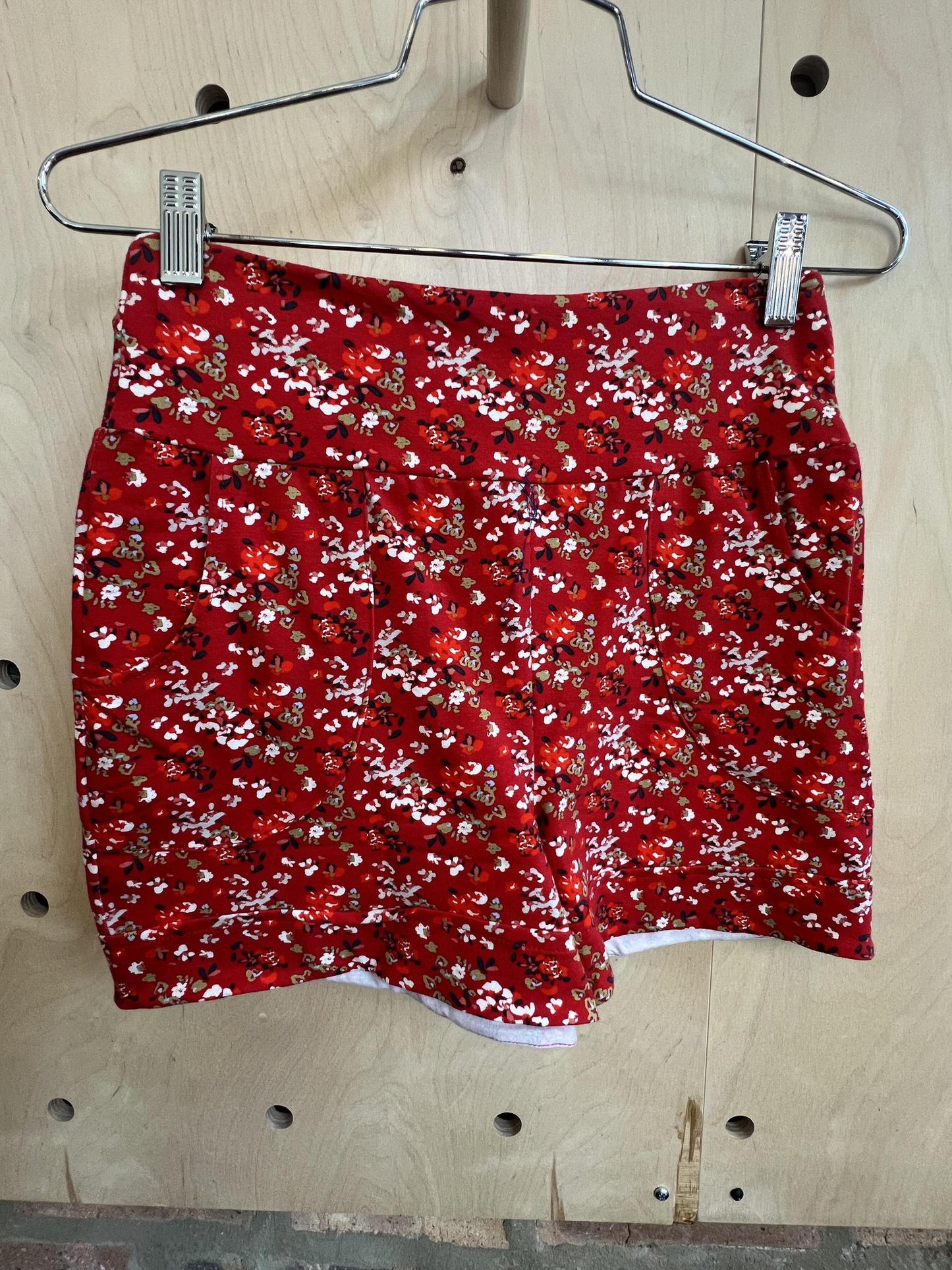 Squasht Short Shorts in Scarlet Red Ditsy Floral Print - SALE