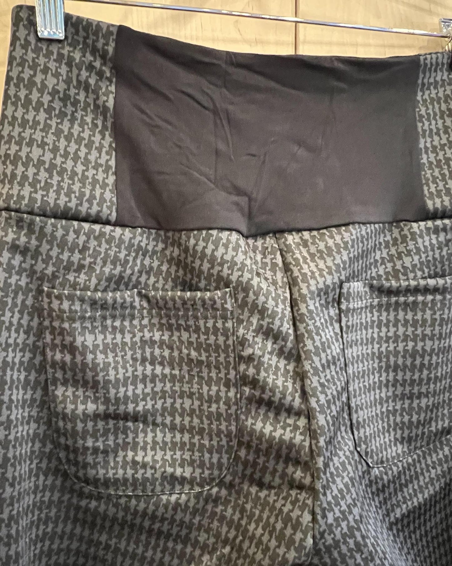 Effie's Heart Francis Pant in Black and Dark Grey Houndstooth