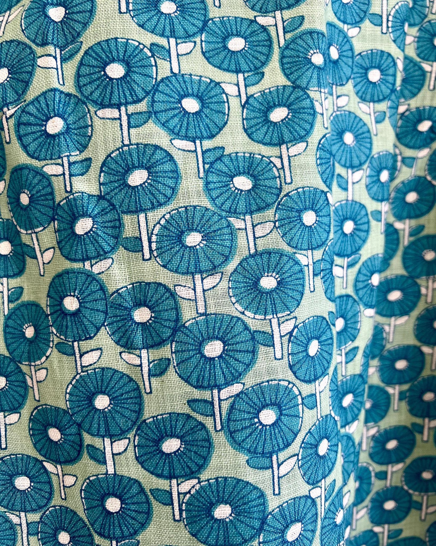 Squasht Tank Top in Caribbean Turquoise Cotton Poplin Flower Print 🌼