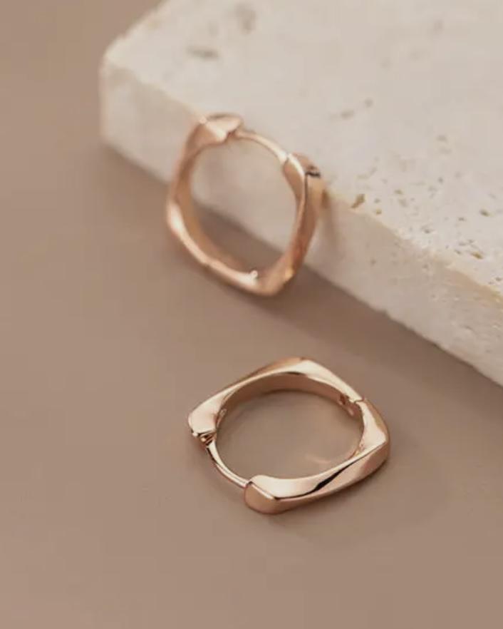Perimade Minimalist Square Cuff Hoop Earrings in Rose Gold