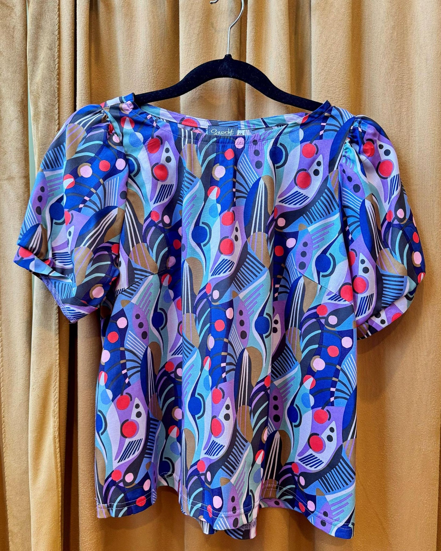 Squasht Puff Sleeve Top in Violet Geo