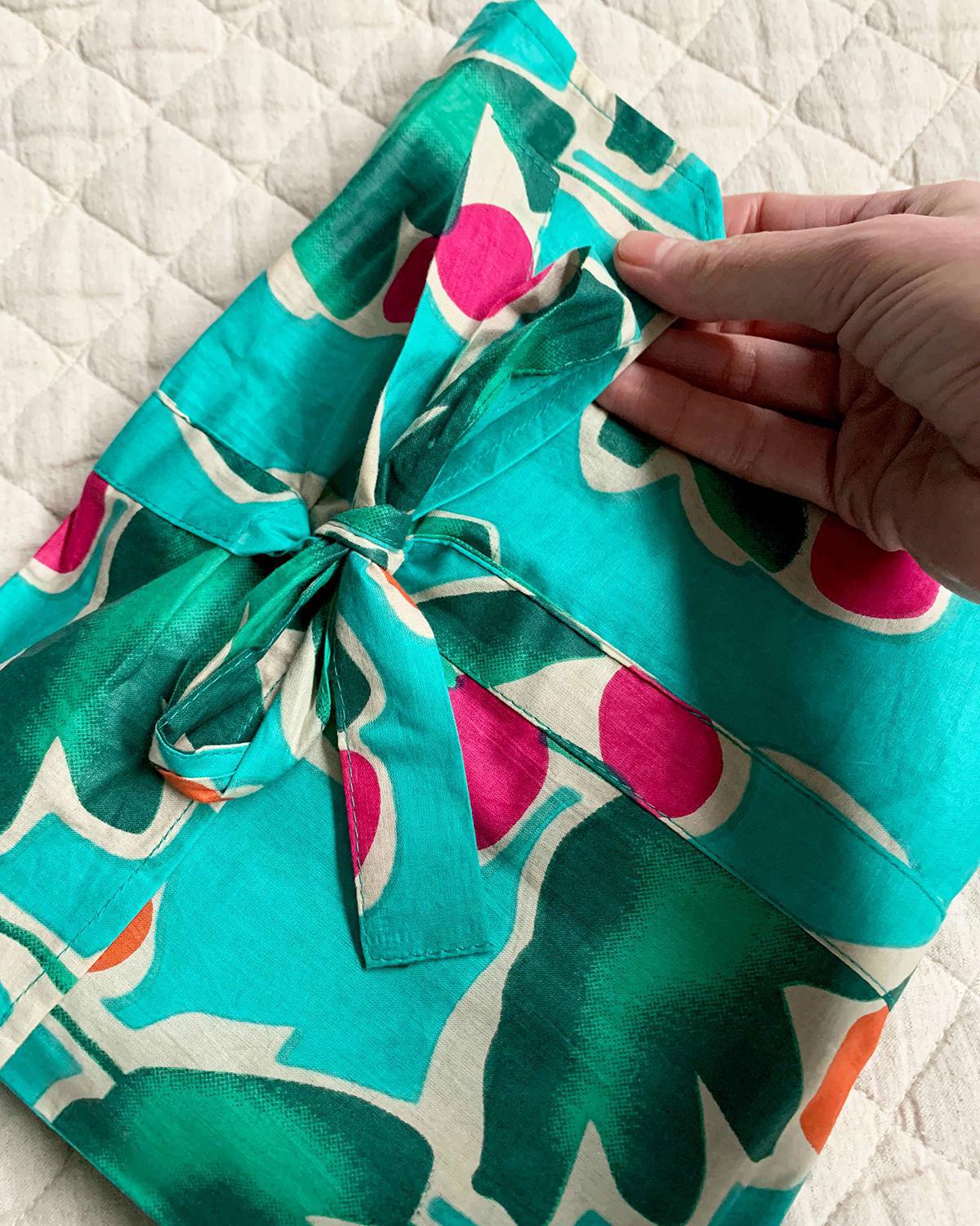 Txtile Lightweight Cotton Robe - Cactus Blooms Print