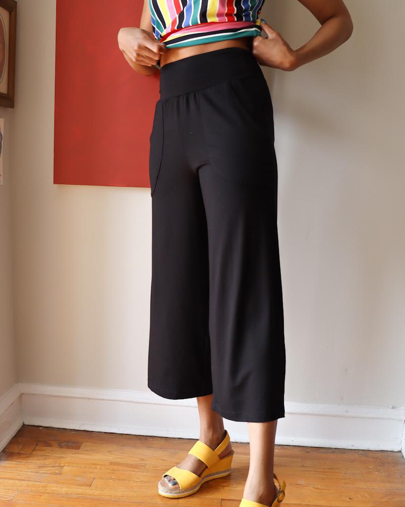 Squasht Wide Leg Pants (Cropped) Black