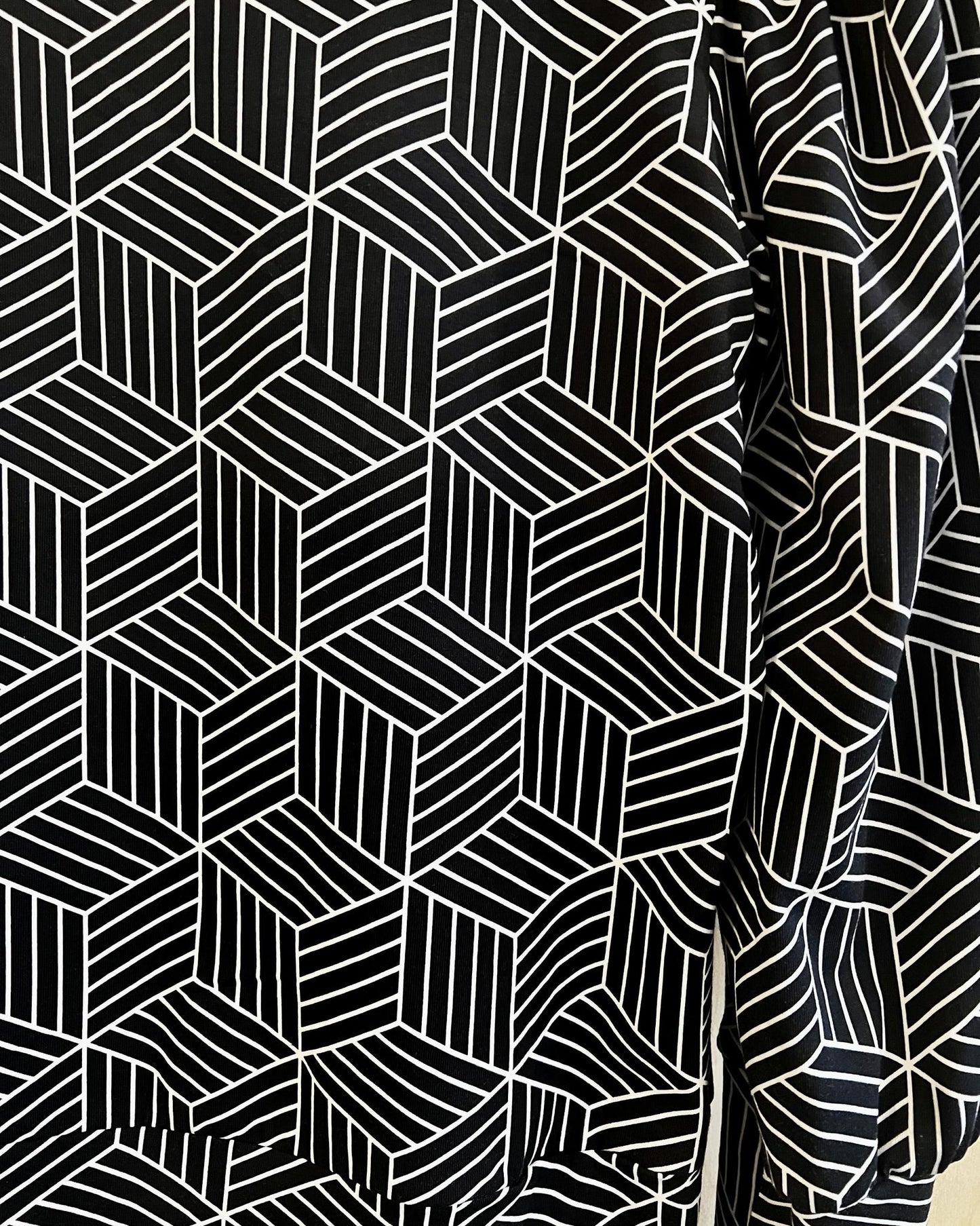 Squasht Debbie Top Black and White Linear Block Print