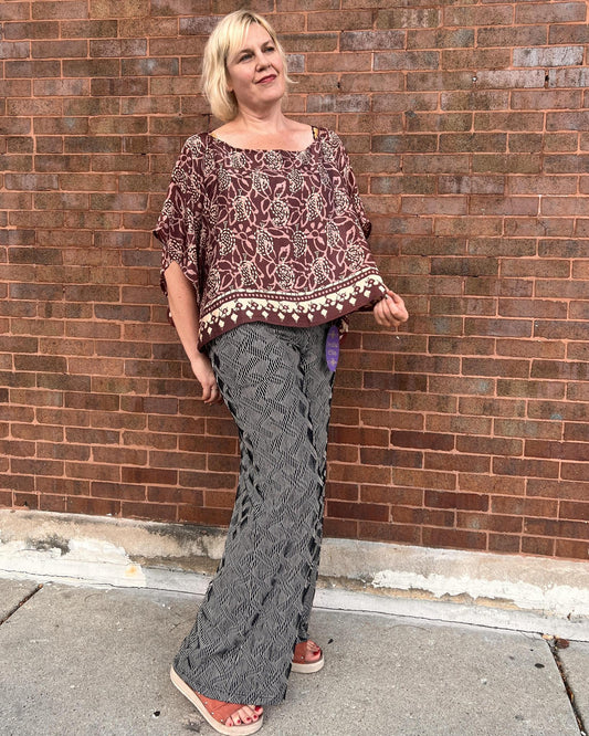 Squasht Wide Leg Long Length Pants in Lightweight Optical Illusion Print