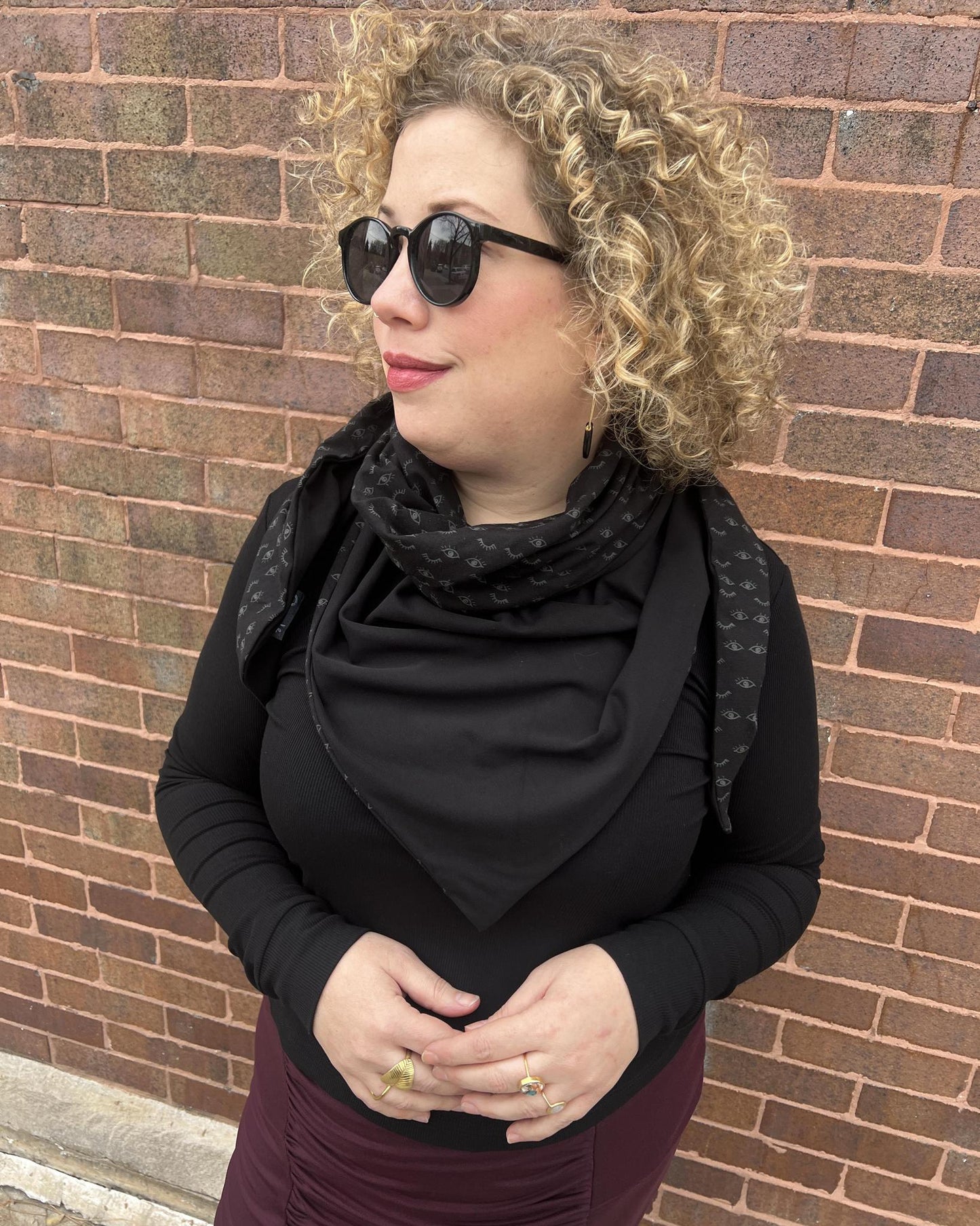 Squasht Reversible Triangle Scarf in Dreamy Eyes and Black