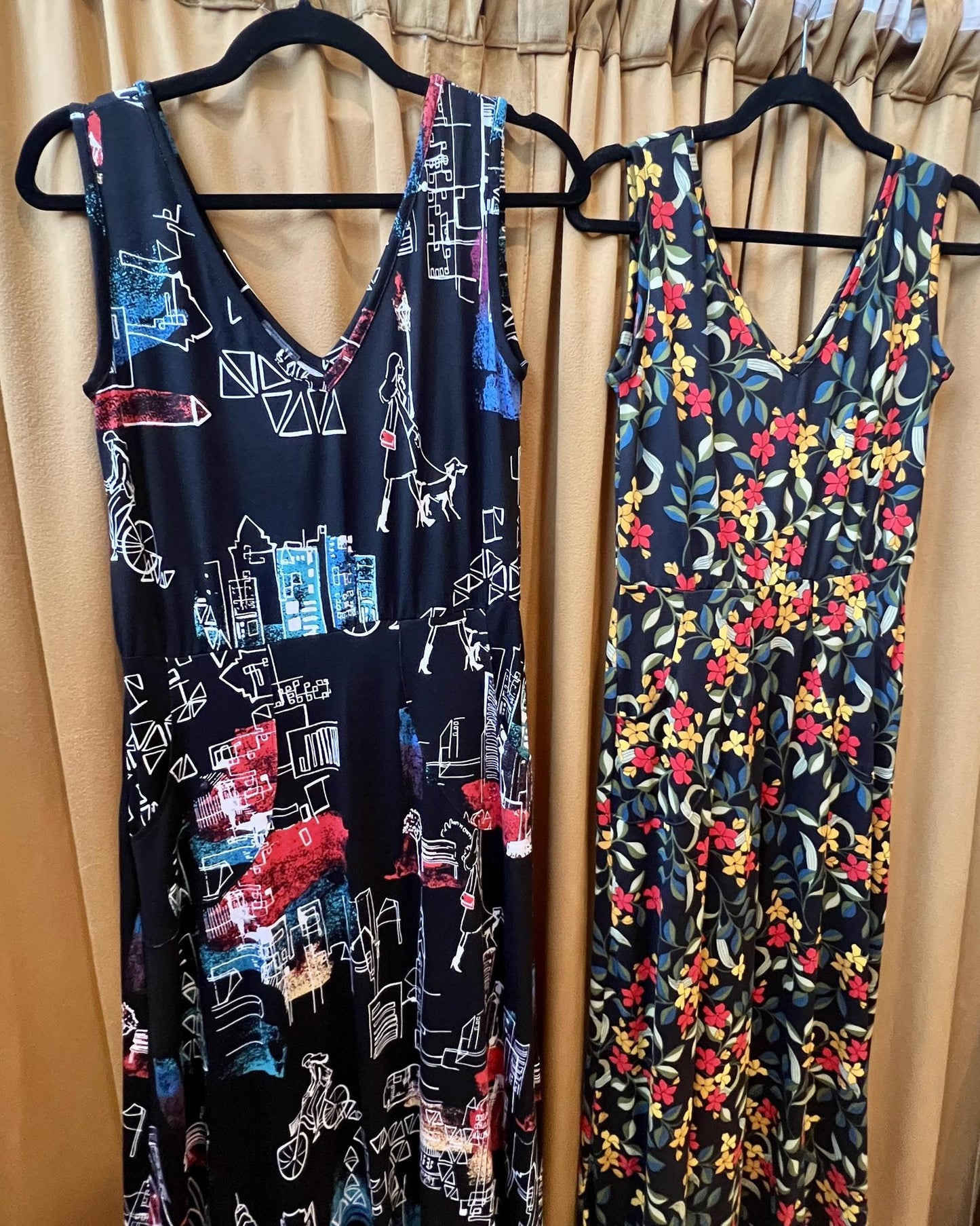 Squasht Maxi Dress Black with Colorful Floral Print