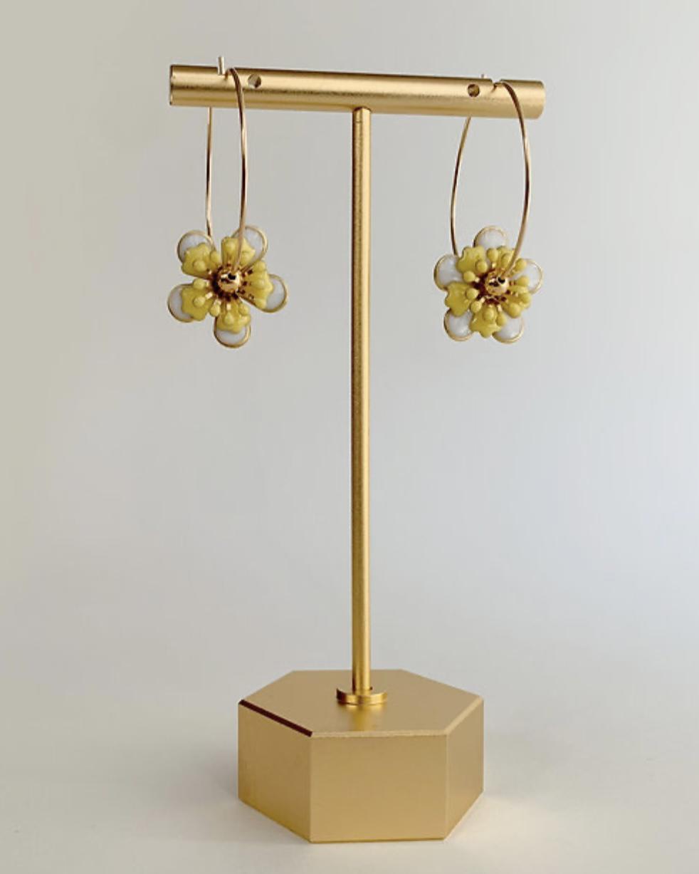 caliLOVESchi 14k Gold Hoops - Yellow Daisy