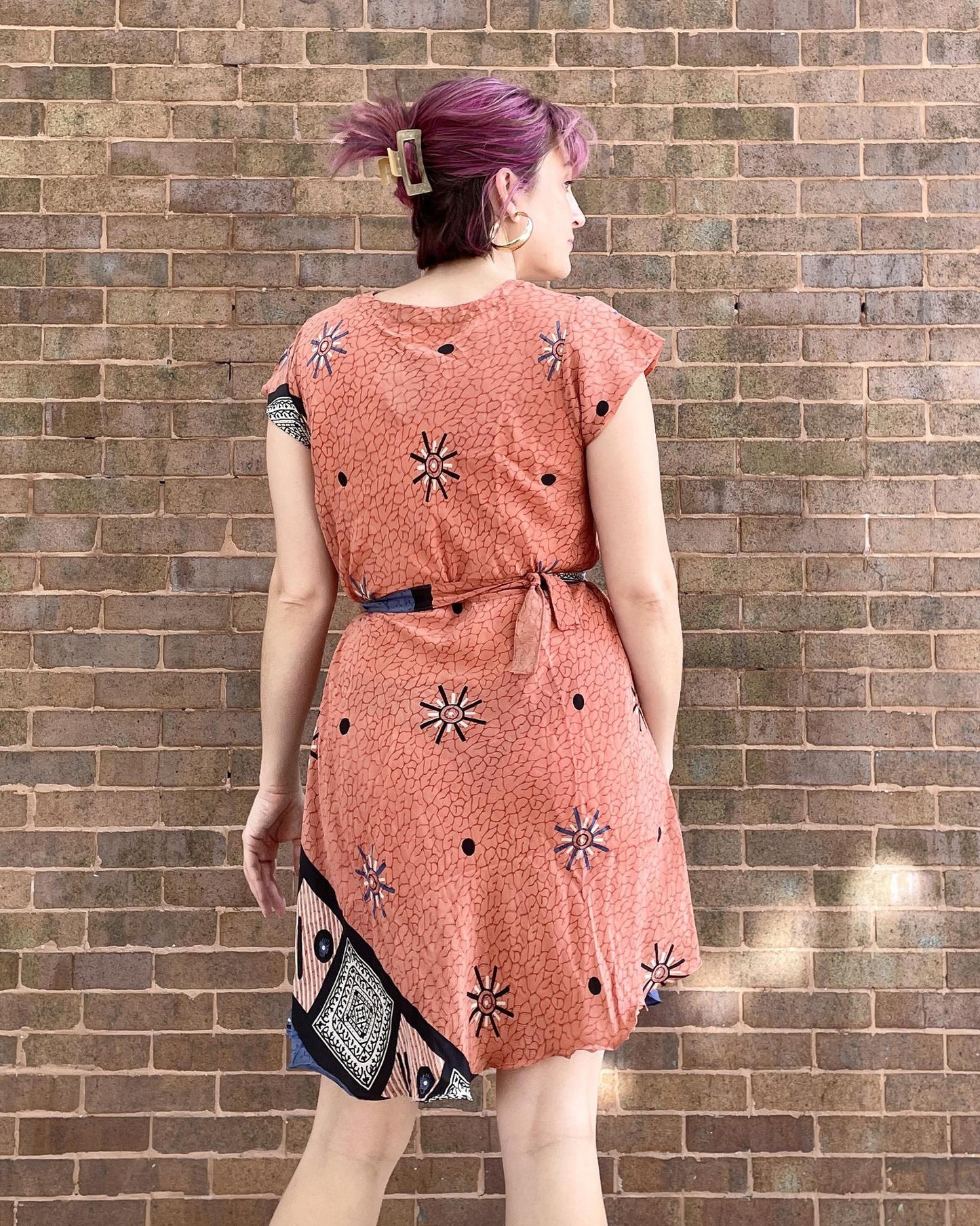 Indie Ella Kayla V-Neck Silk Dress in Coral Dreamer - size Medium