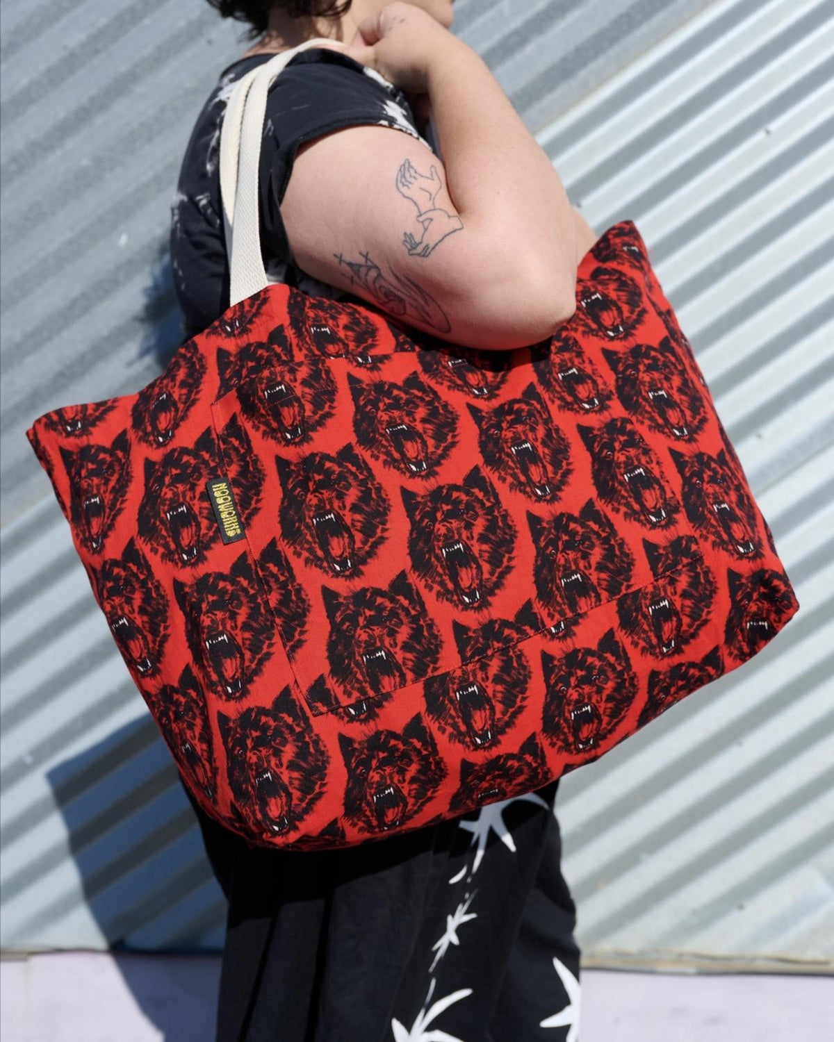 Nooworks Mega Tote in Wolverine