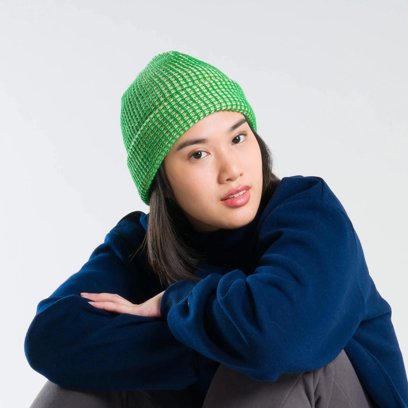Verloop Simple Grid Rib Knit Beanie Hat in Kelly Green
