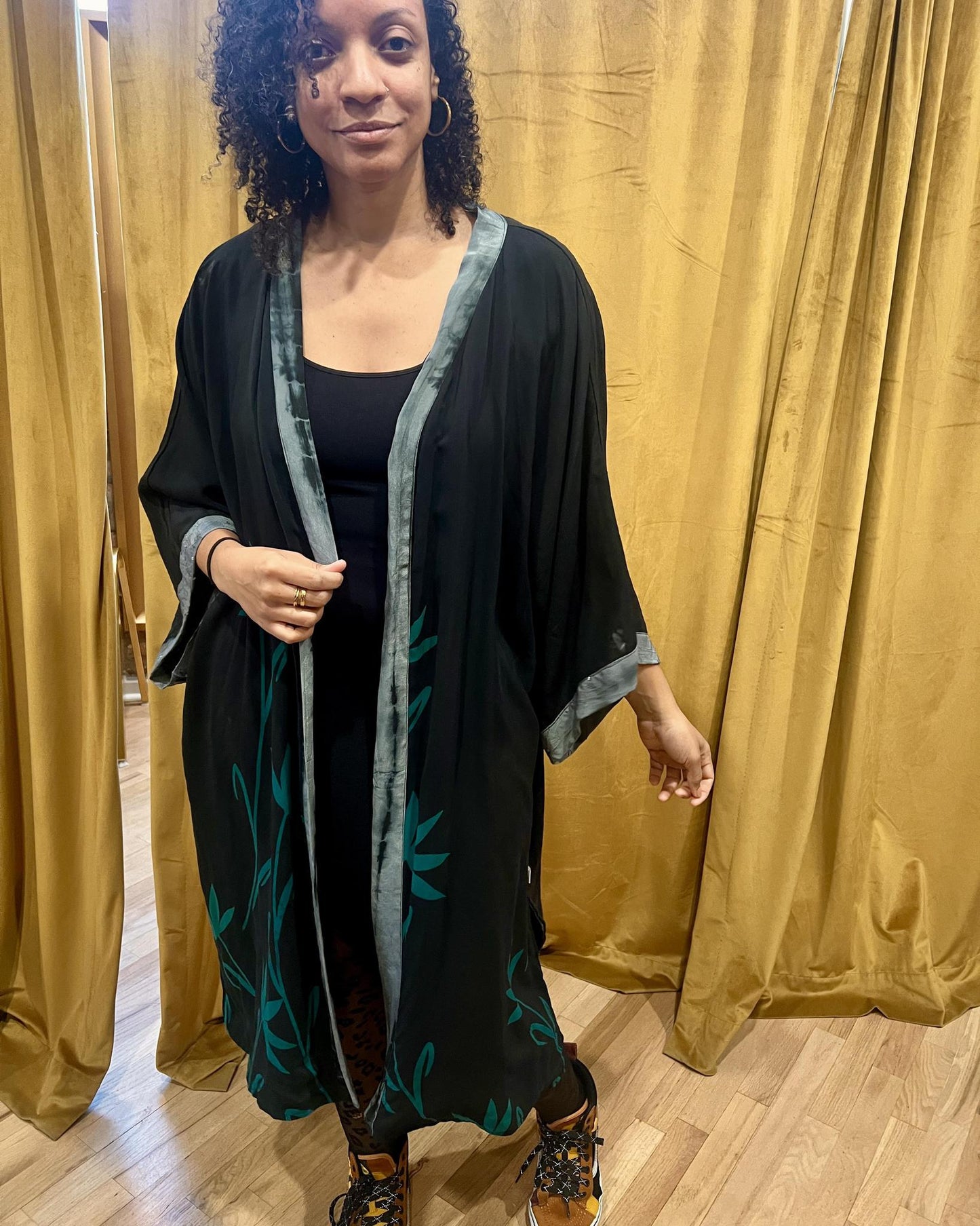 Indie Ella Double Flannery Lined Crepe Silk Kimono in Twilight Dreams