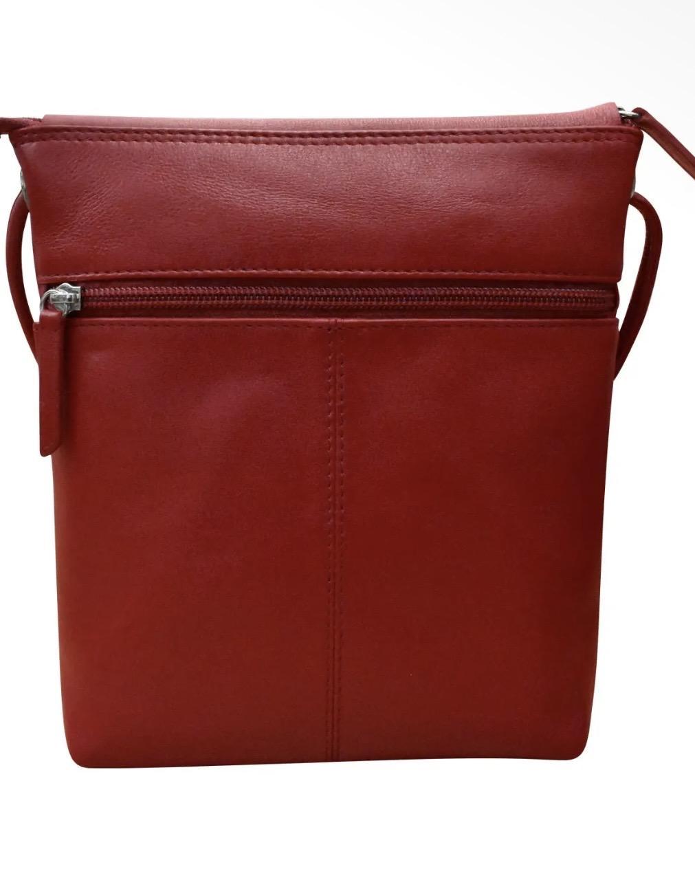 ili Midi Canada Bag in Red