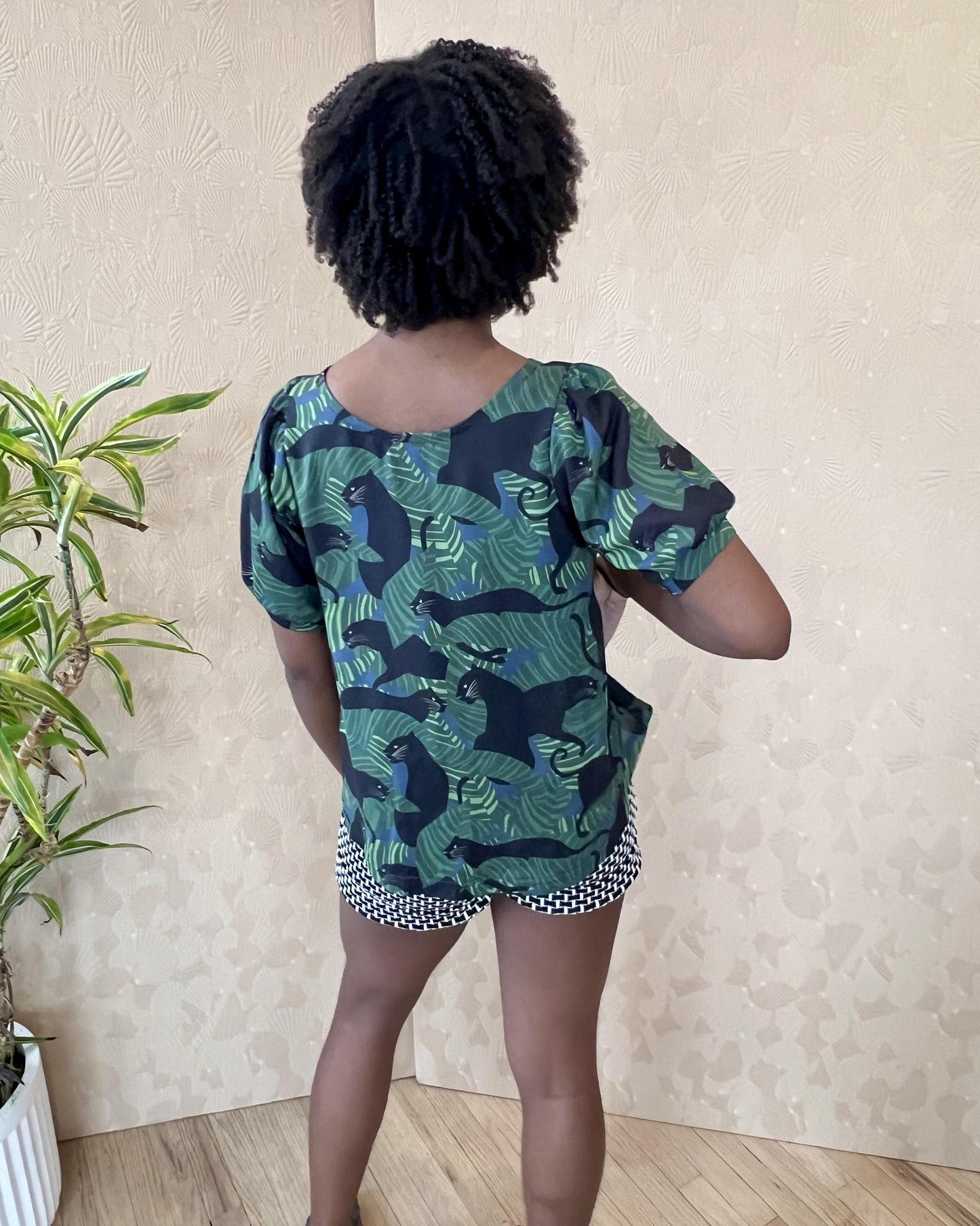 Squasht Puff Sleeve Top in Black Panther