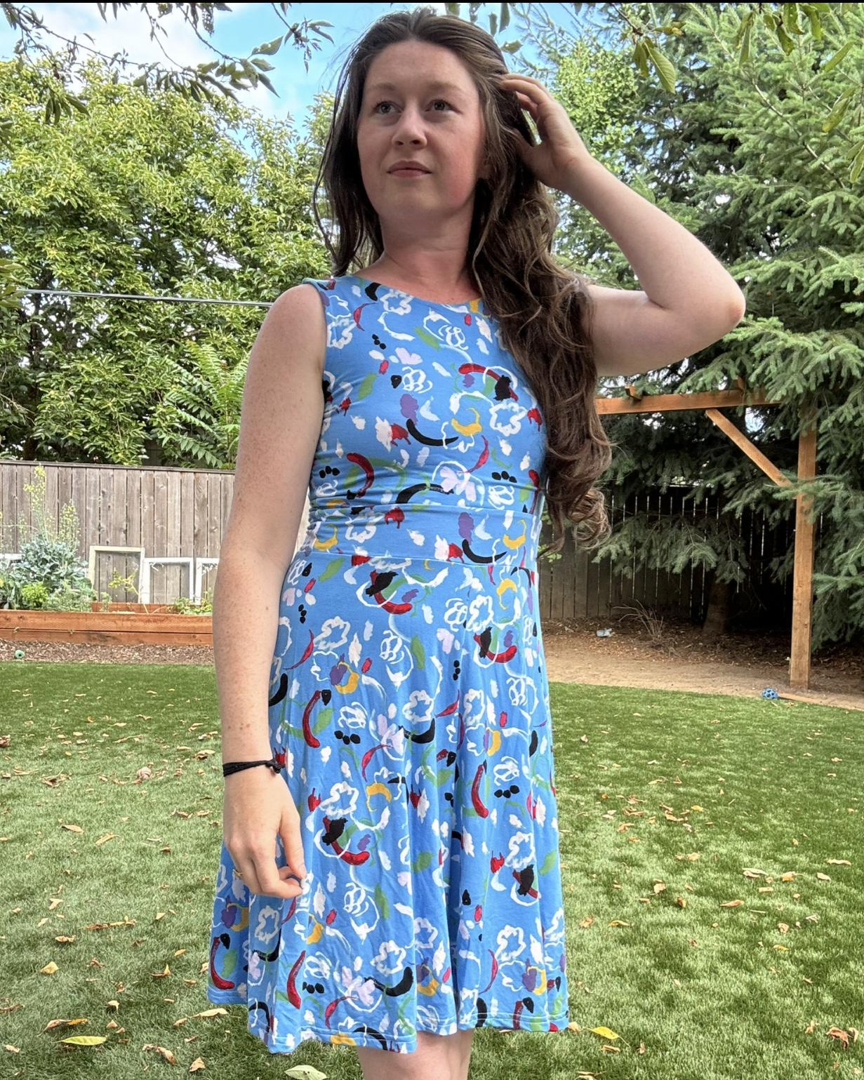 KD Designs Jenny Keyhole Dress in Blue Party Print