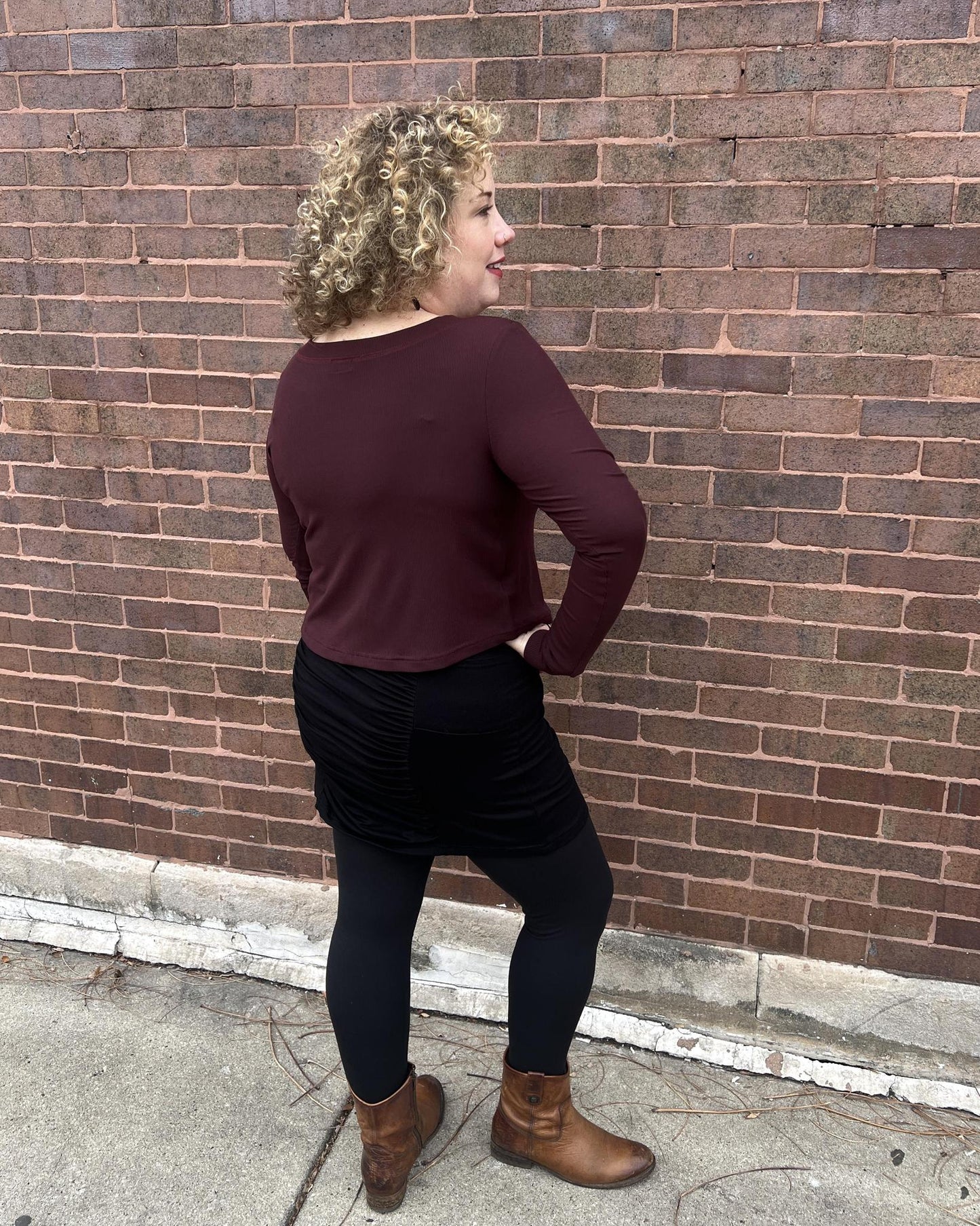 Squasht Long Sleeve Croppish Tee in Solid Cranberry Rib Knit