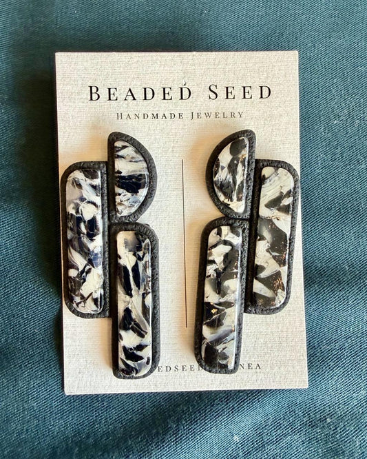 Beaded Seed by Ronea Marbled Black Dangle Stud Earrings