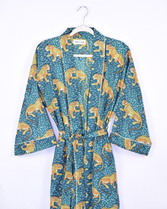 Txtile Lightweight Cotton Robe - Roaming Jaguars