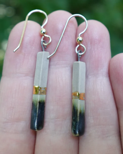 Lilikoi Project Porcelain Bar Earrings in Stone