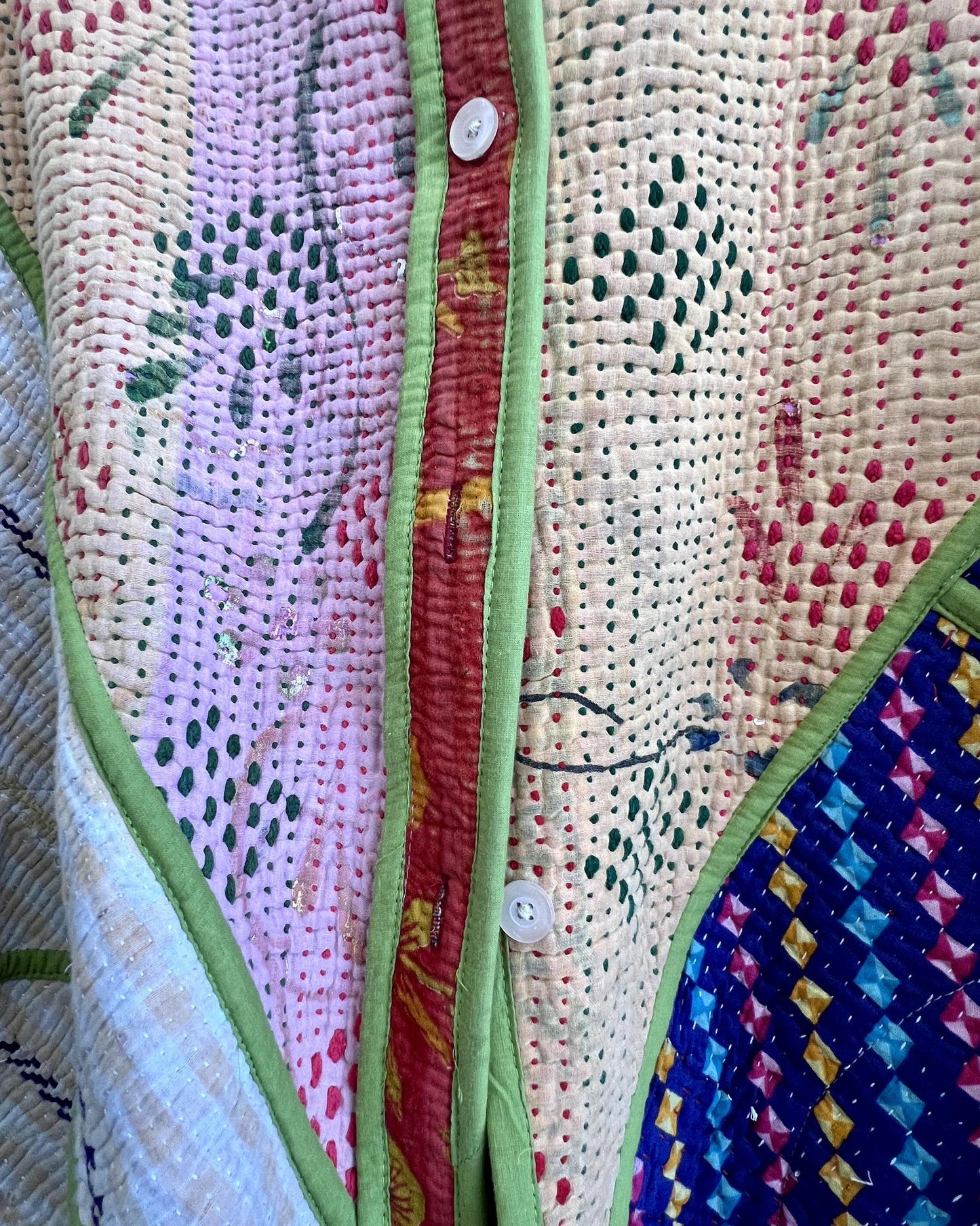 Txtile Ellie Quilted Reversible Patchwork Kantha Jacket in Devi