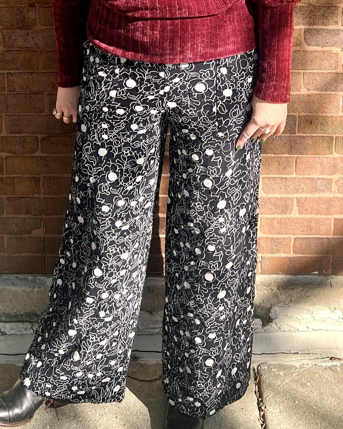 Squasht Wide Leg Long Length Pants in Textured Black Floral