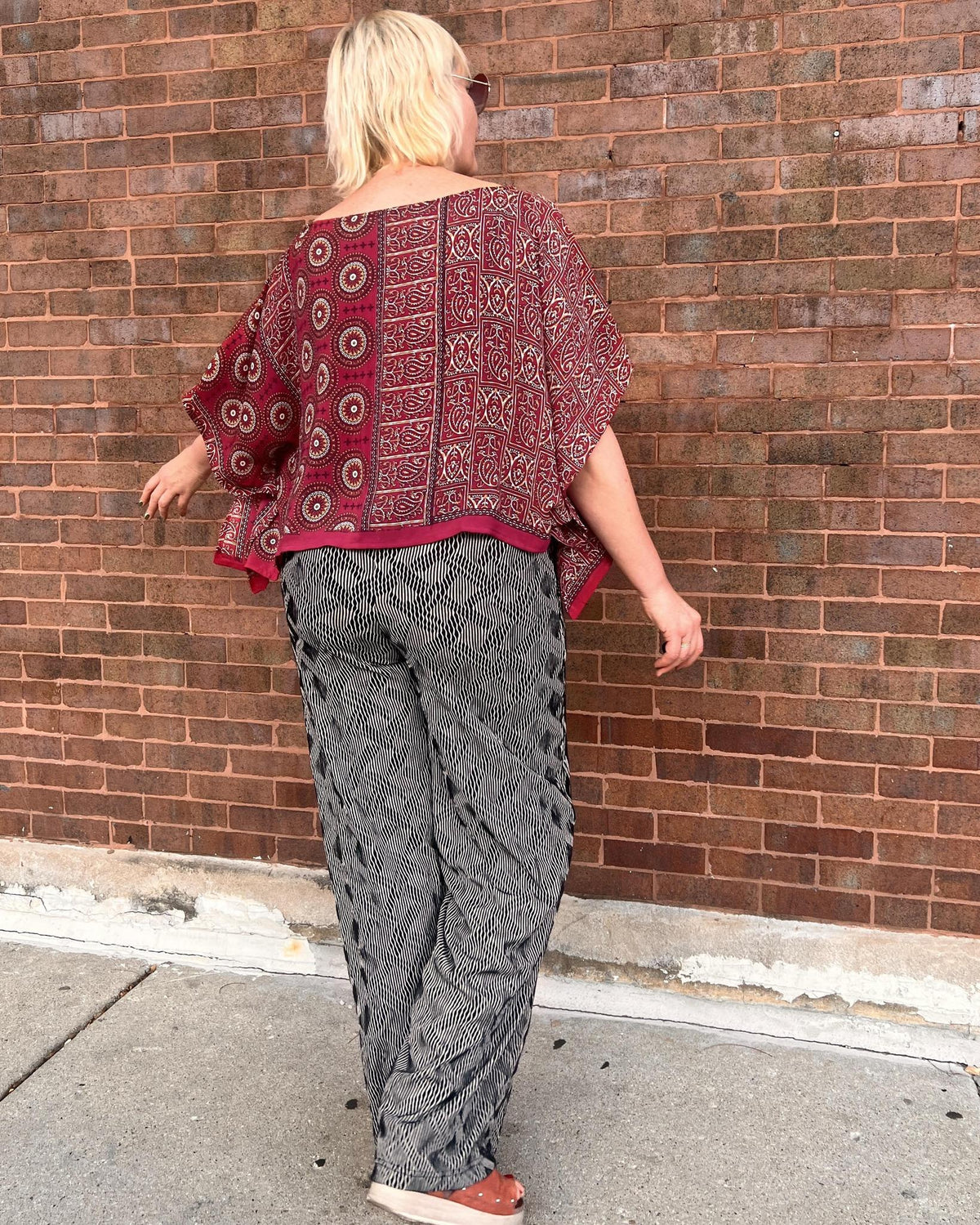 Squasht Wide Leg Long Length Pants in Lightweight Optical Illusion Print