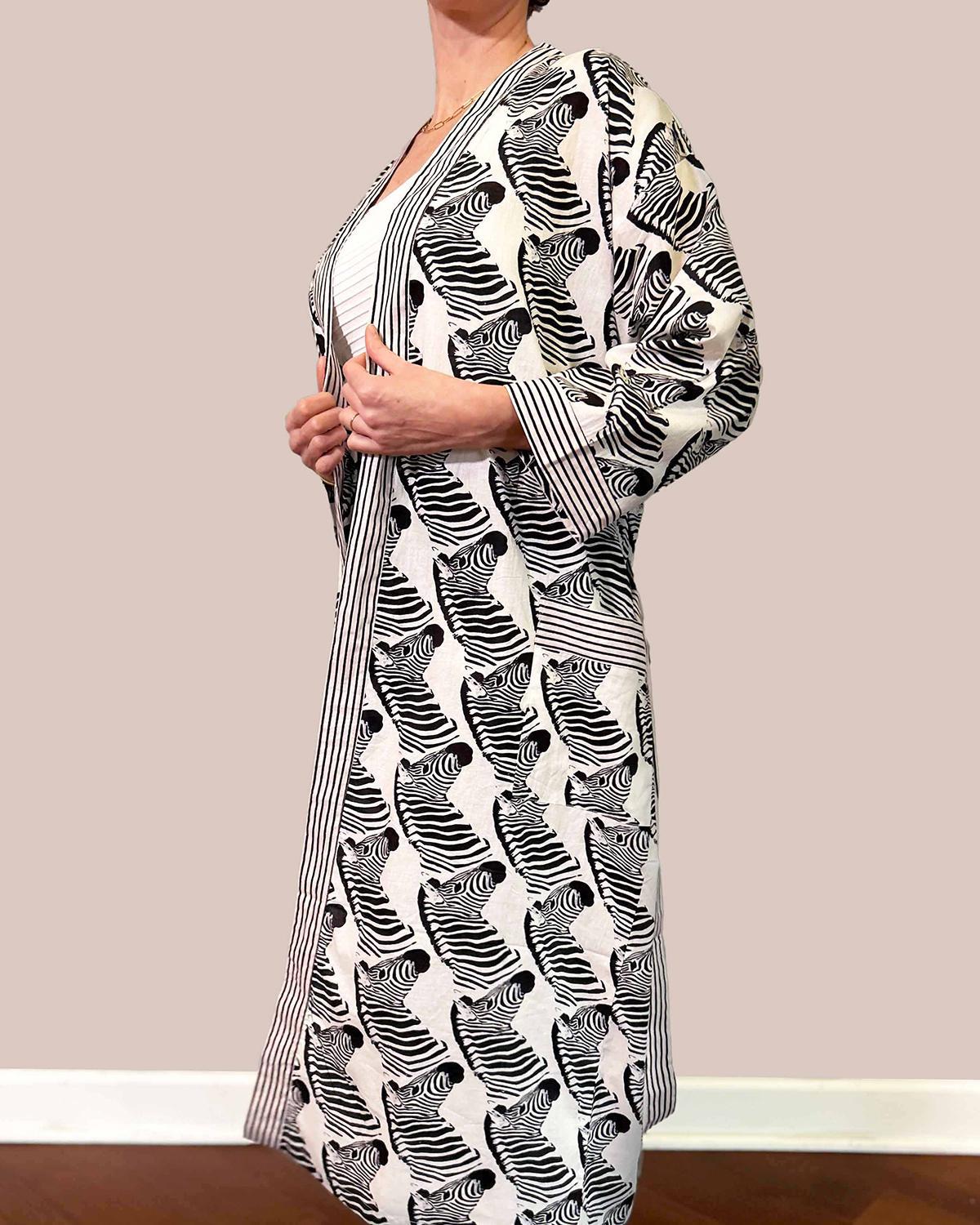 Txtile Lightweight Cotton Robe - Zebra Mirage Print