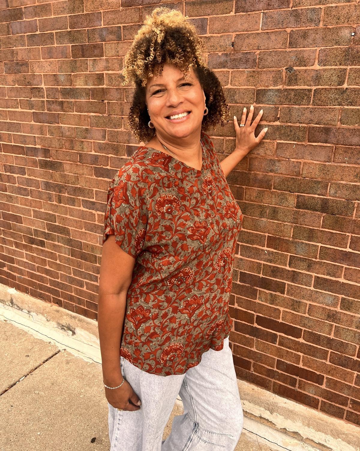 Indie Ella Eesha V-Neck Top in Terra Cotta Flourish