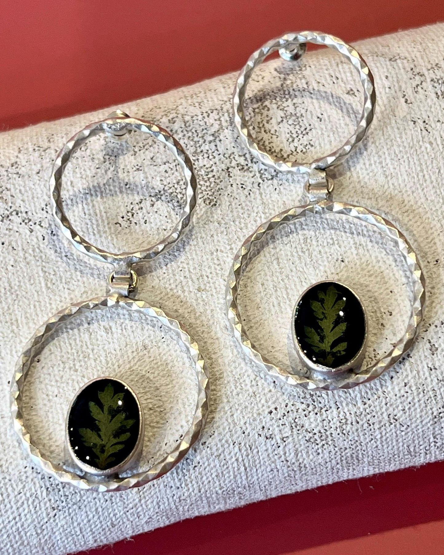 Pajaro Negro Double Circle Fern Earrings