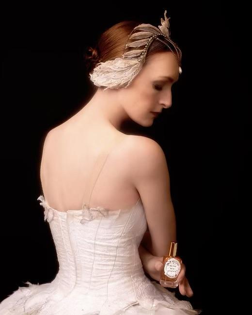 Odette Parfum Co - Reine des Cygnes