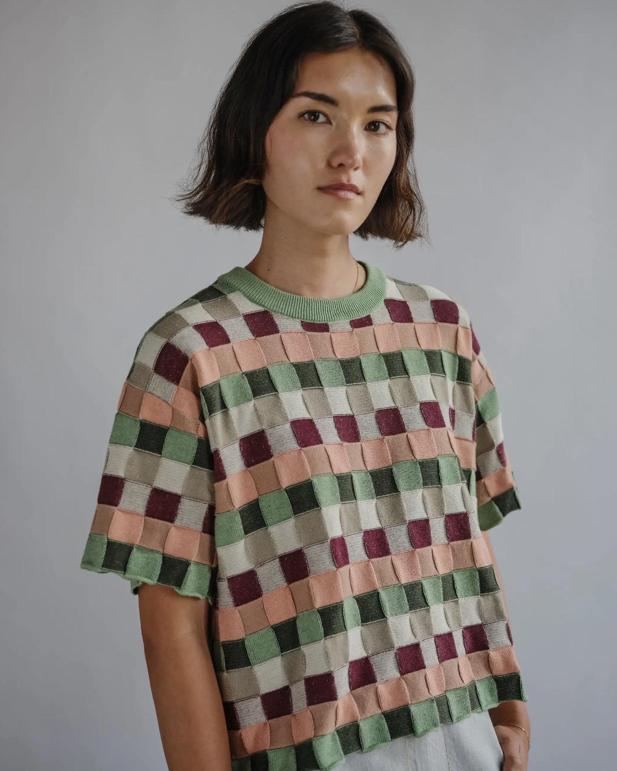 The Endery Sonia Short Sleeve Sweater Tee in Zephyr (Sage/Peach/Cream)