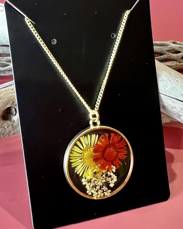 Pajaro Negro 18k Gold Fill Large Round Red and Yellow Floral Necklace