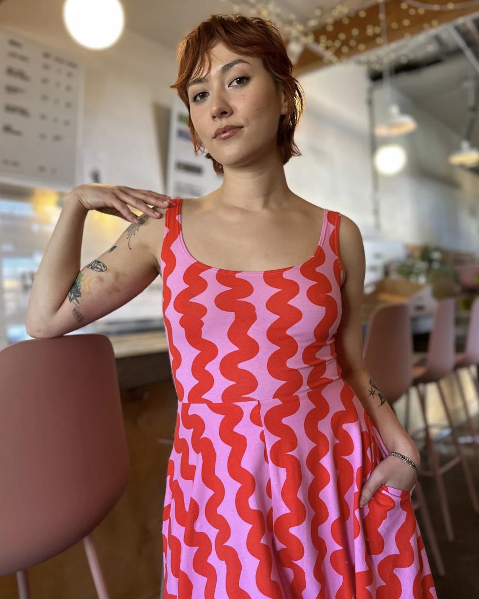 Nooworks Vacation Dress in Pink Squiggle