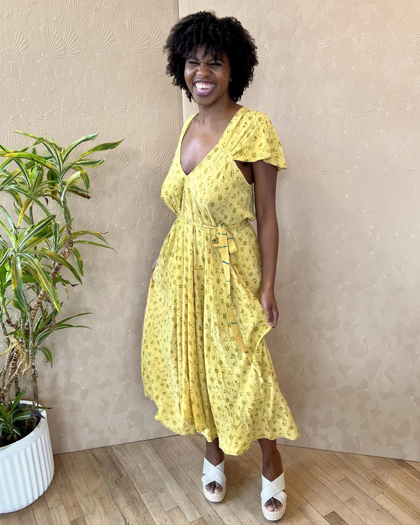 Indie Ella Venus Maxi Dress in Limoncello - Size M/L