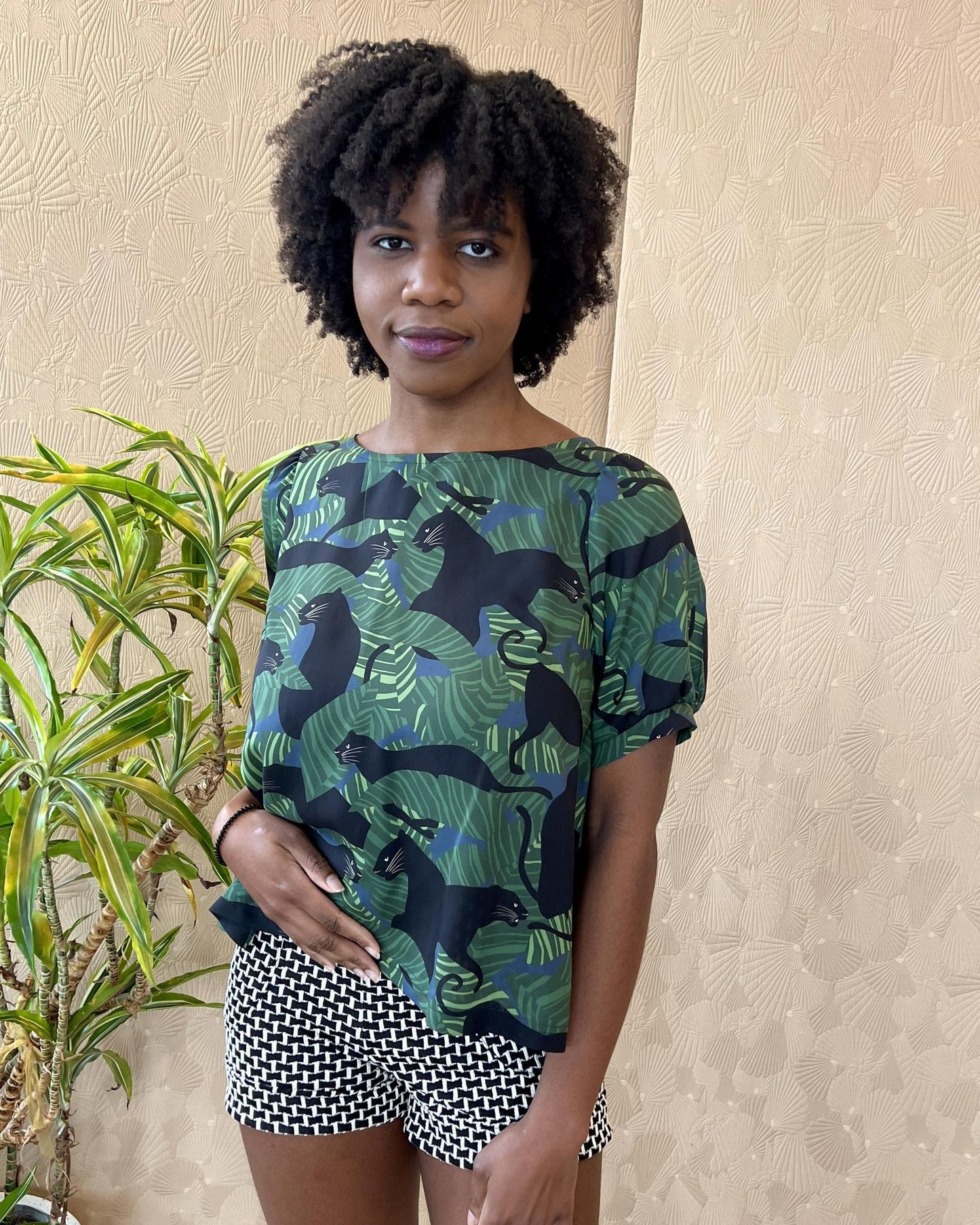 Squasht Puff Sleeve Top in Black Panther