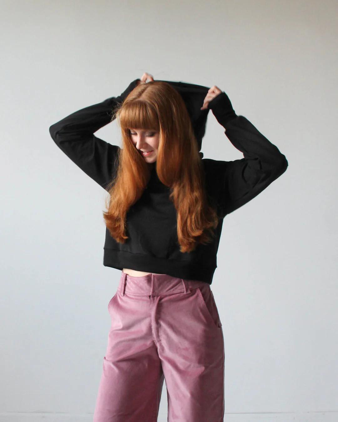 Wulfka Audrey Cropped Hoodie with Thumbholes in Black