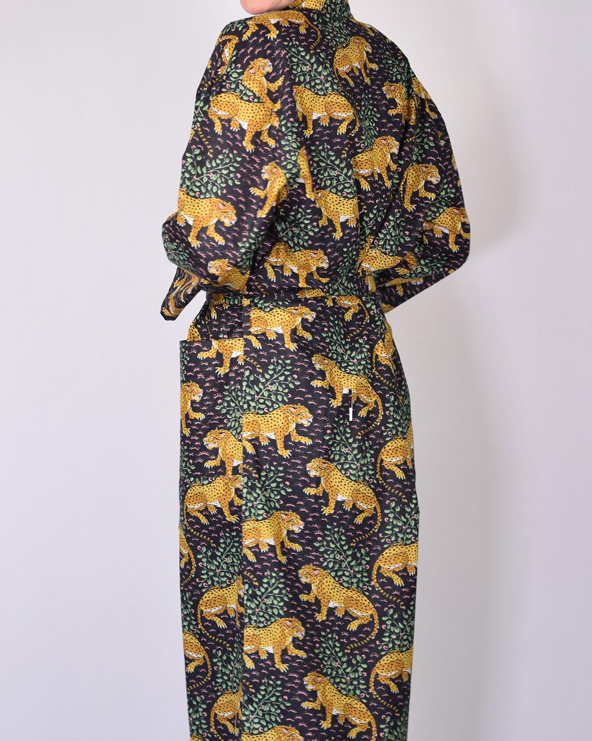 Txtile Lightweight Cotton Robe - Midnight Jungle Leopard Print