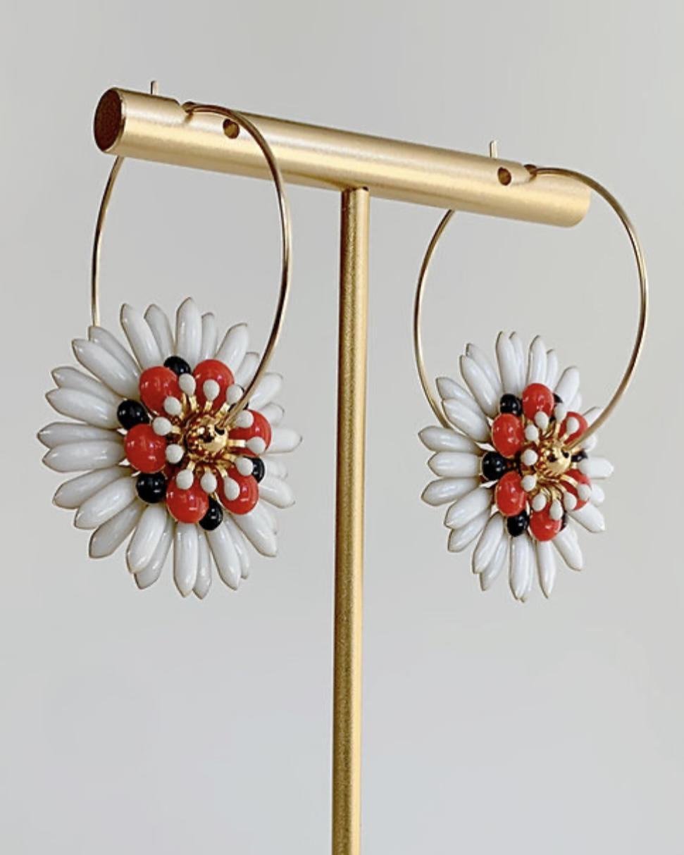 caliLOVESchi 14k Gold Hoops - Flower Power