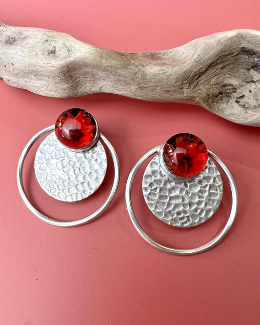 Pajaro Negro Double Circle Flower Earrings with Red Flower