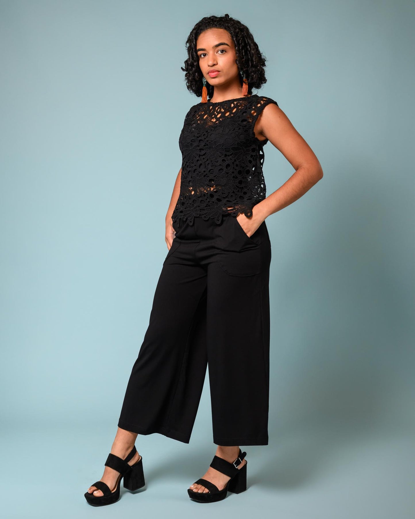 Squasht Wide Leg Pants (Cropped) Black