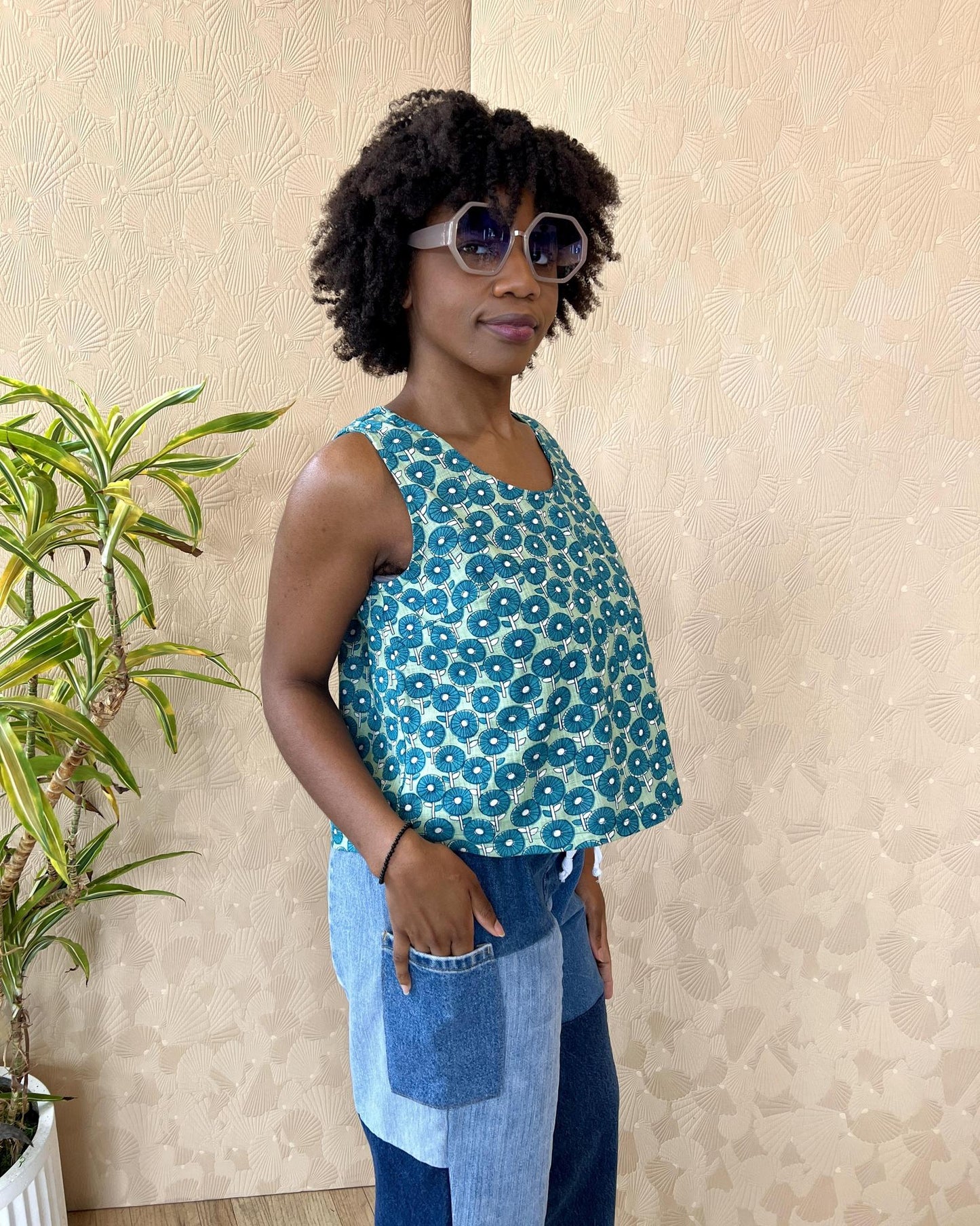 Squasht Tank Top in Caribbean Turquoise Cotton Poplin Flower Print 🌼